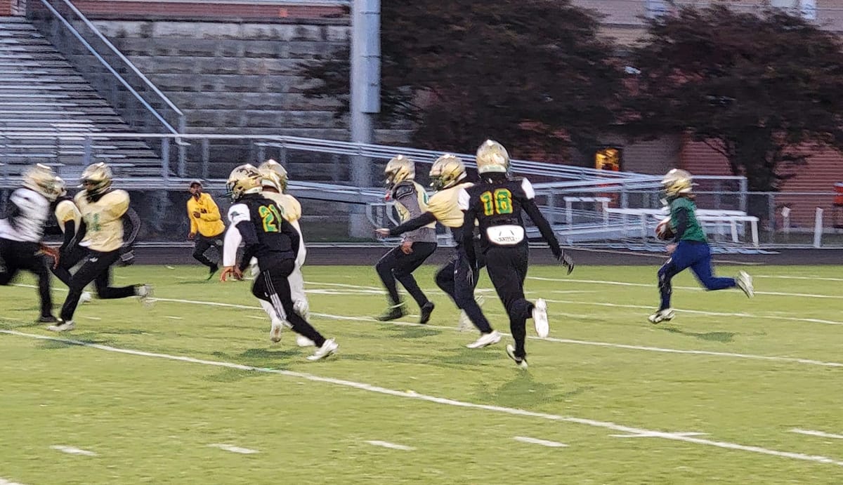 Huguenot enters football playoffs undefeated as remarkable turnaround continues